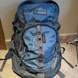 REI Traverse Backpack - Blue and Black Y2K Vintage